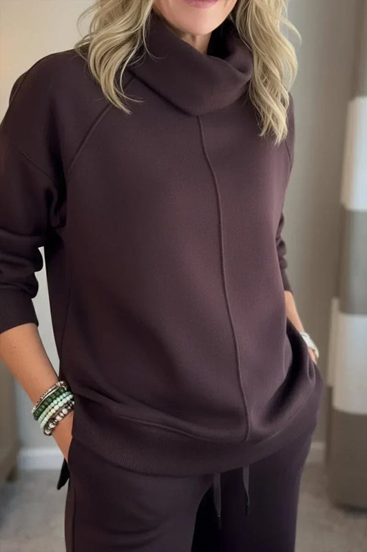 Thalia - Two-Piece Travel Set with Turtleneck